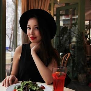 Meet your Posher, Altynay